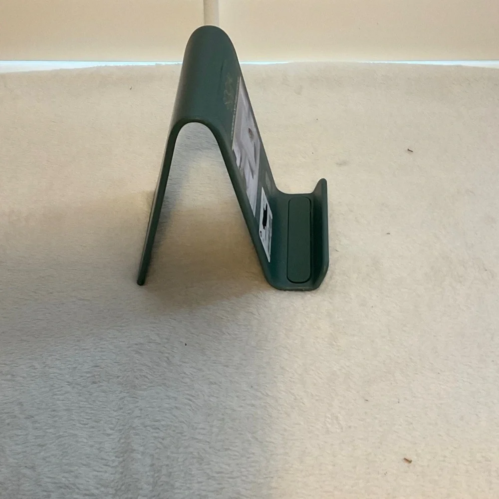 Green Cookbook and Tablet Stand